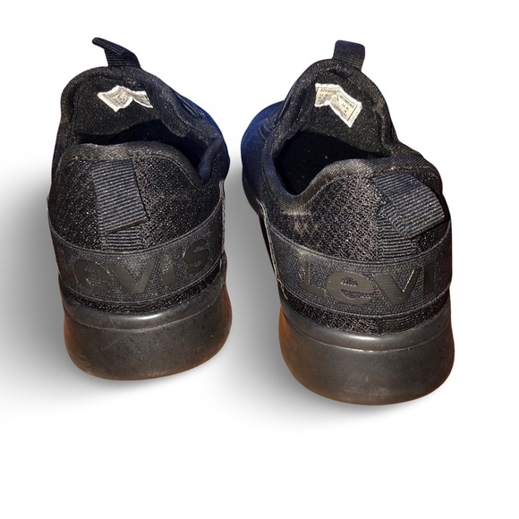 EUC Levi's Sunset Fly Women's Black Slip On Tennis Shoes - Picture 8 of 11